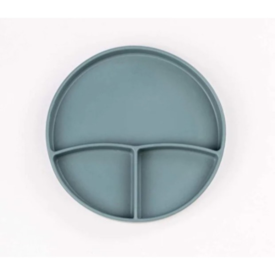 Yeşil 3’lü Silikon Yemek Seti – Önlük + Diş Kaşıyıcılı Kaşık + Vakumlu Tabak