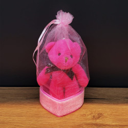 Pembe Hediyelik Kese İçinde Ayıcık  Pembe Hediyelik Kese İçinde Ayıcık