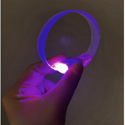 3 Modlu Pilli LED Işıklı Esnek Parti Bilekliği Mor 3 Modlu Pilli LED Işıklı Esnek Parti Bilekliği Mor