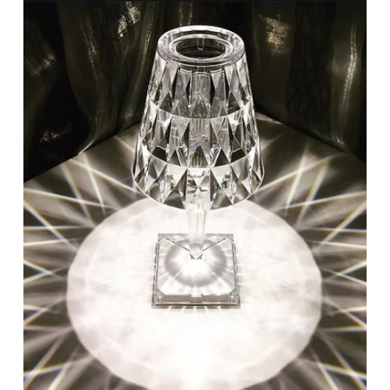 Kristal Abajur LED Kumandalı Ve Dokunmatik Masa Lambası Kristal Abajur LED Kumandalı Ve Dokunmatik Masa Lambası