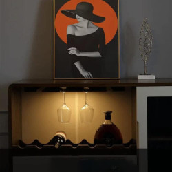 Sensörlü Şarjlı Mıknatıslı Uzun LED Işık  Sensörlü Şarjlı Mıknatıslı Uzun LED Işık