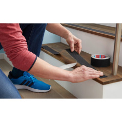 Kaydırmaz Siyah Bant 50 mm X 10 mt  Kaydırmaz Siyah Bant 50 mm X 10 mt