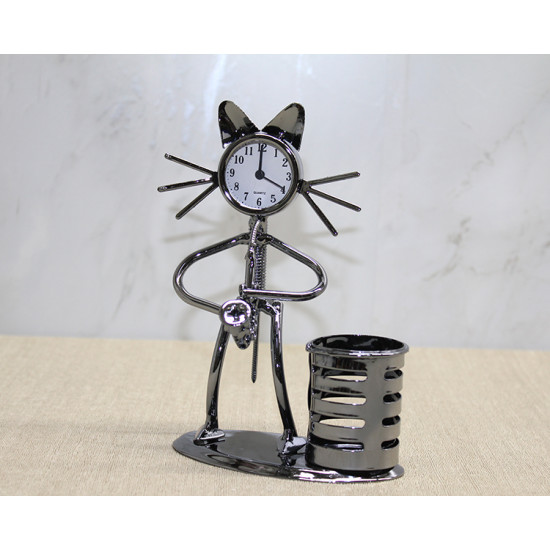 Metal Saksafon Çalan Müzisyen Kedi Saat Ve Kalemlik Metal Saksafon Çalan Müzisyen Kedi Saat Ve Kalemlik