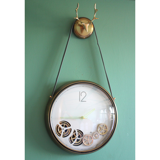 Çarklı Geyikli Duvar Saati Çarklı Geyikli Duvar Saati