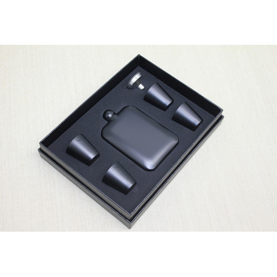 4 Shot Bardaklı Matara Seti Siyah