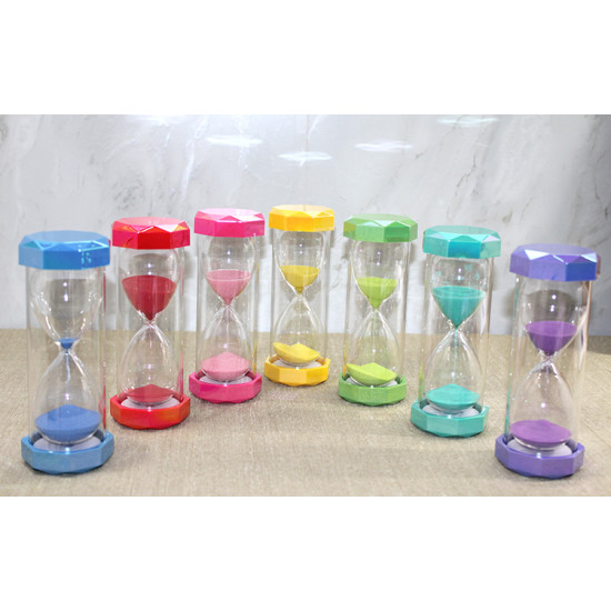 Plastik Çerçeveli Renkli 15 Dk Kum Saati Plastik Çerçeveli Renkli 15 Dk Kum Saati
