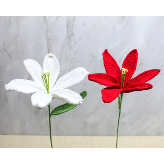 El Örgüsü Zambak Çiçeği El Örgüsü Zambak Çiçeği