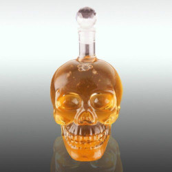 Crystal Head Kuru Kafa Cam Şişe 350 Ml Crystal Head Kuru Kafa Cam Şişe 350 Ml