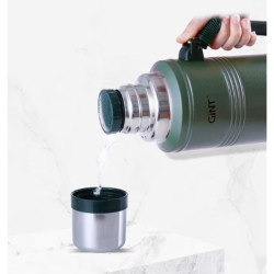 1.25 Litre Vakumlu Çelik Termos  1.25 Litre Vakumlu Çelik Termos
