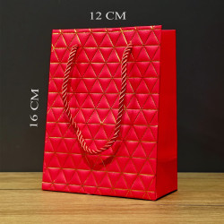 Kırmızı Geometrik Desenli Mini Boy Karton Hediye Çantası