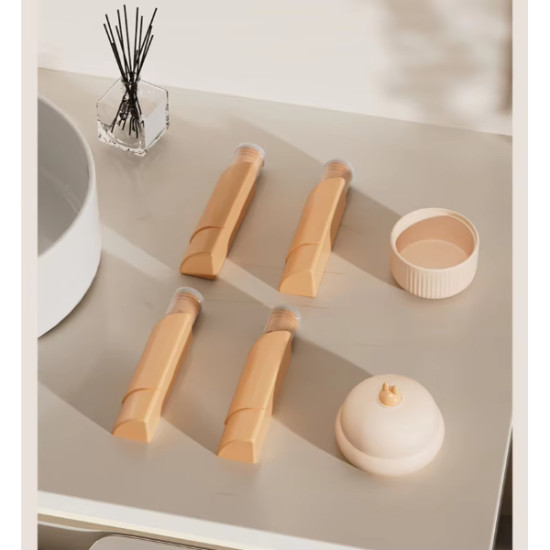 4'ü 1 Arada Seyahat Şişesi Seti