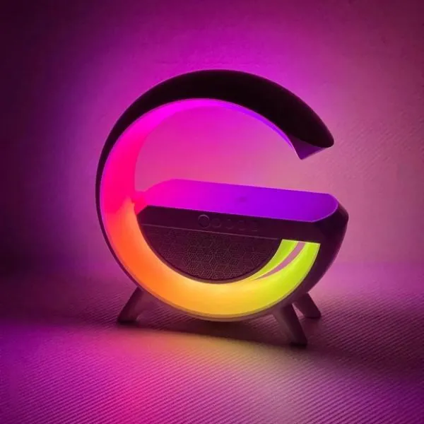 Kablosuz Şarj Standlı RGB Hoparlör Kablosuz Şarj Standlı RGB Hoparlör